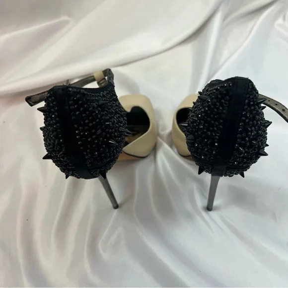 Sam Edelman Scarlett Nude and Black Spikey Heels, size 6 - Picture 8 of 8